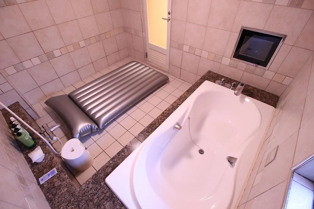 מלון אהבה טוקיו Hotel Atlas Shinkabukicho (Adults Only)